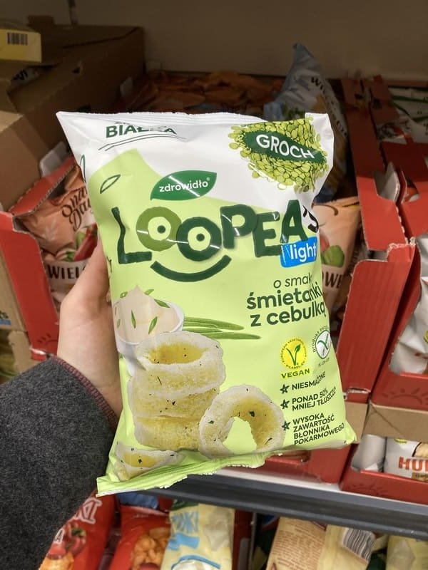 IMG_1420 (1) Loopea Light Śmietanka z Cebulką – bezglutenowe chrupki z grochu