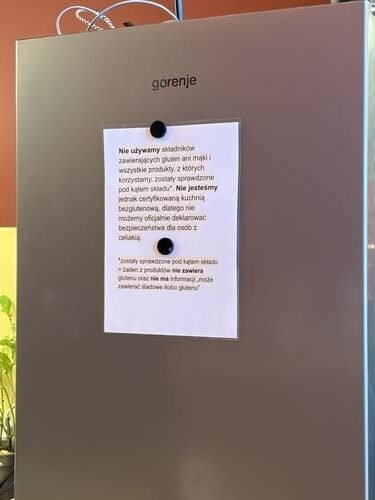 Informacja w lokalu Begin o nieużywaniu produktów zawierających gluten