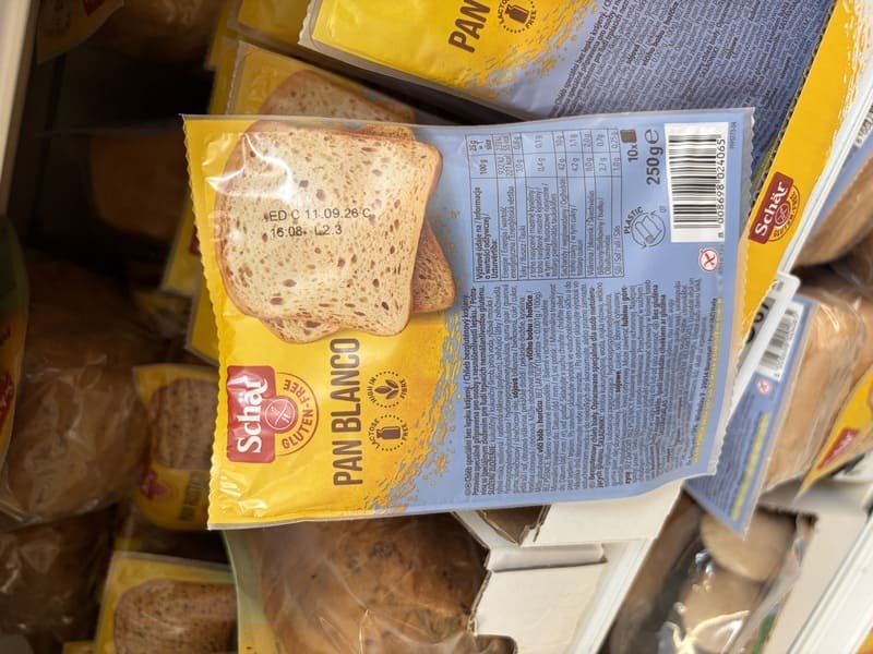 IMG_6746 Jasny chleb bezglutenowy Schär Pan Blanco 250 g dostępny w Auchan