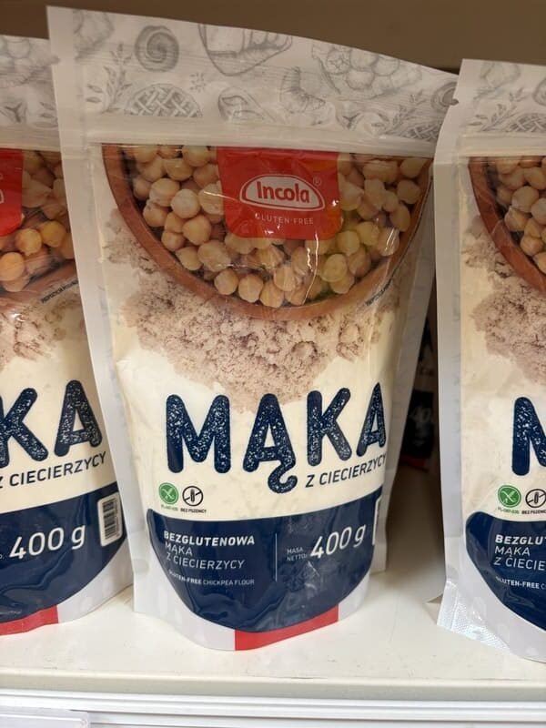 Bezglutenowa mąka z ciecierzycy Incola w opakowaniu 400 g